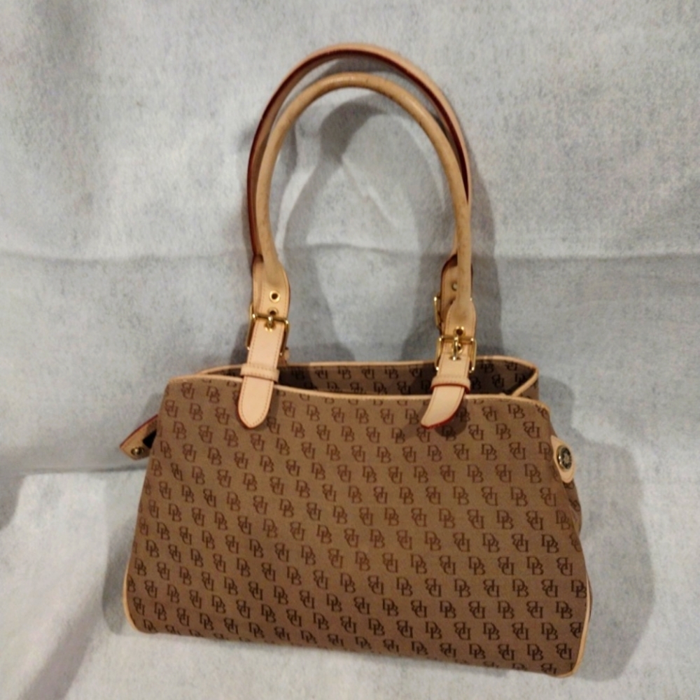 SOLD-SOLD-Dooney & Bourke Handbag